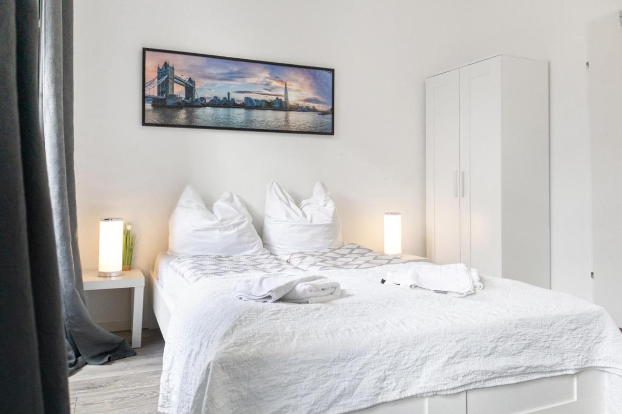 Apartment Pleasant 1br Aprt. Near The Danube & Millenium T. Wien